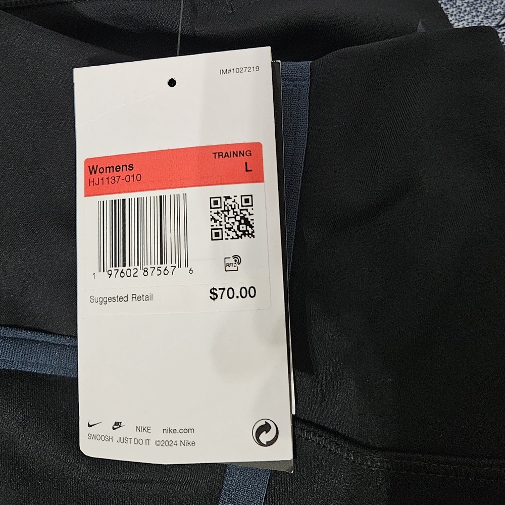 Nike Black Leggings with Blue Piping - Picture 6 of 8